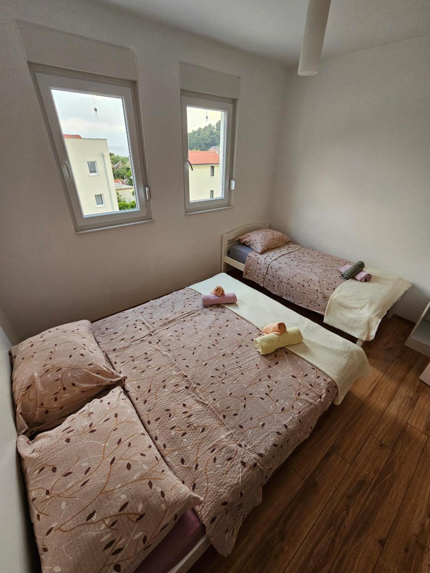 Apartments Lara Дрвеник Номер фото